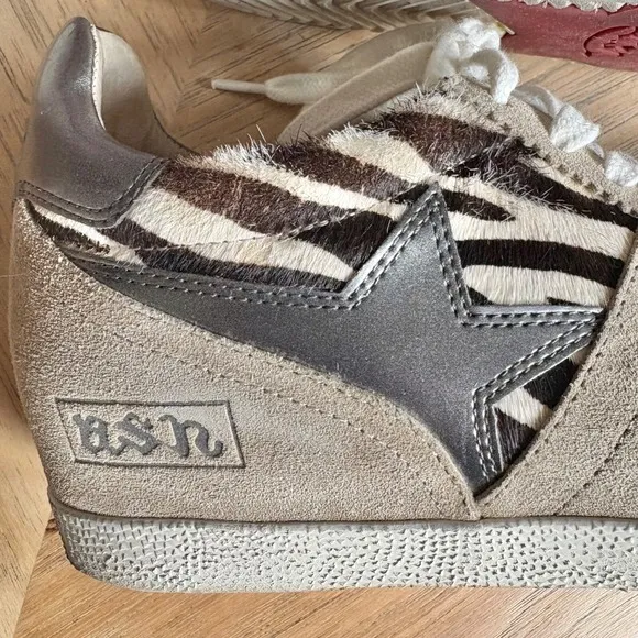 $198 ASH Guepard Wedge Sneakers Zebra Print Pony Hair Suede Star SZ EU 37; US 7
