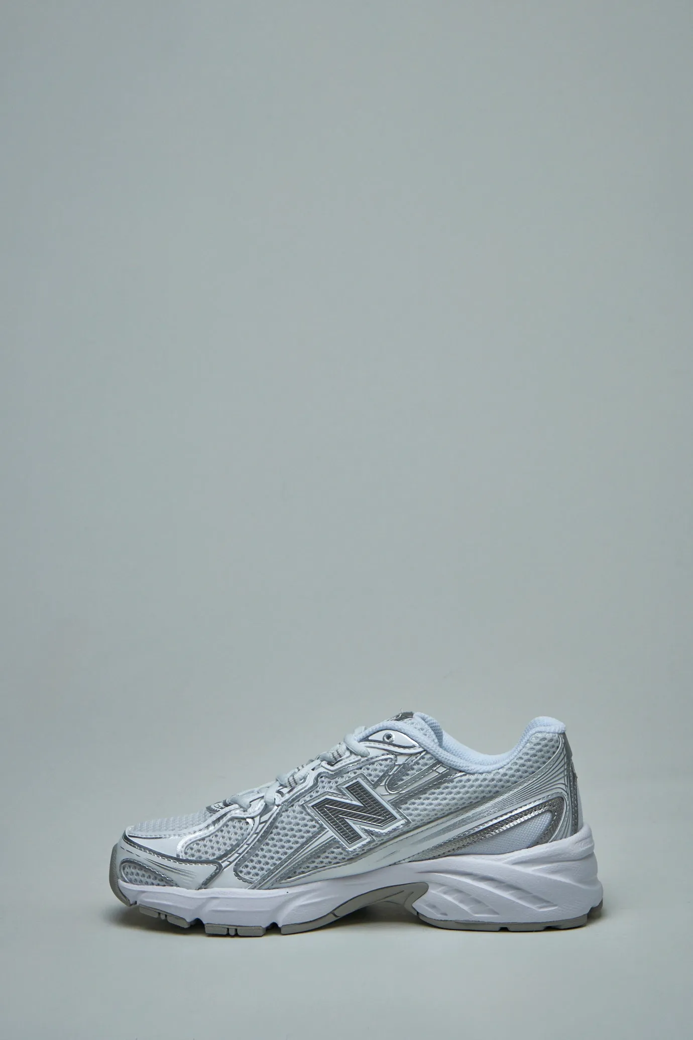 740v2
