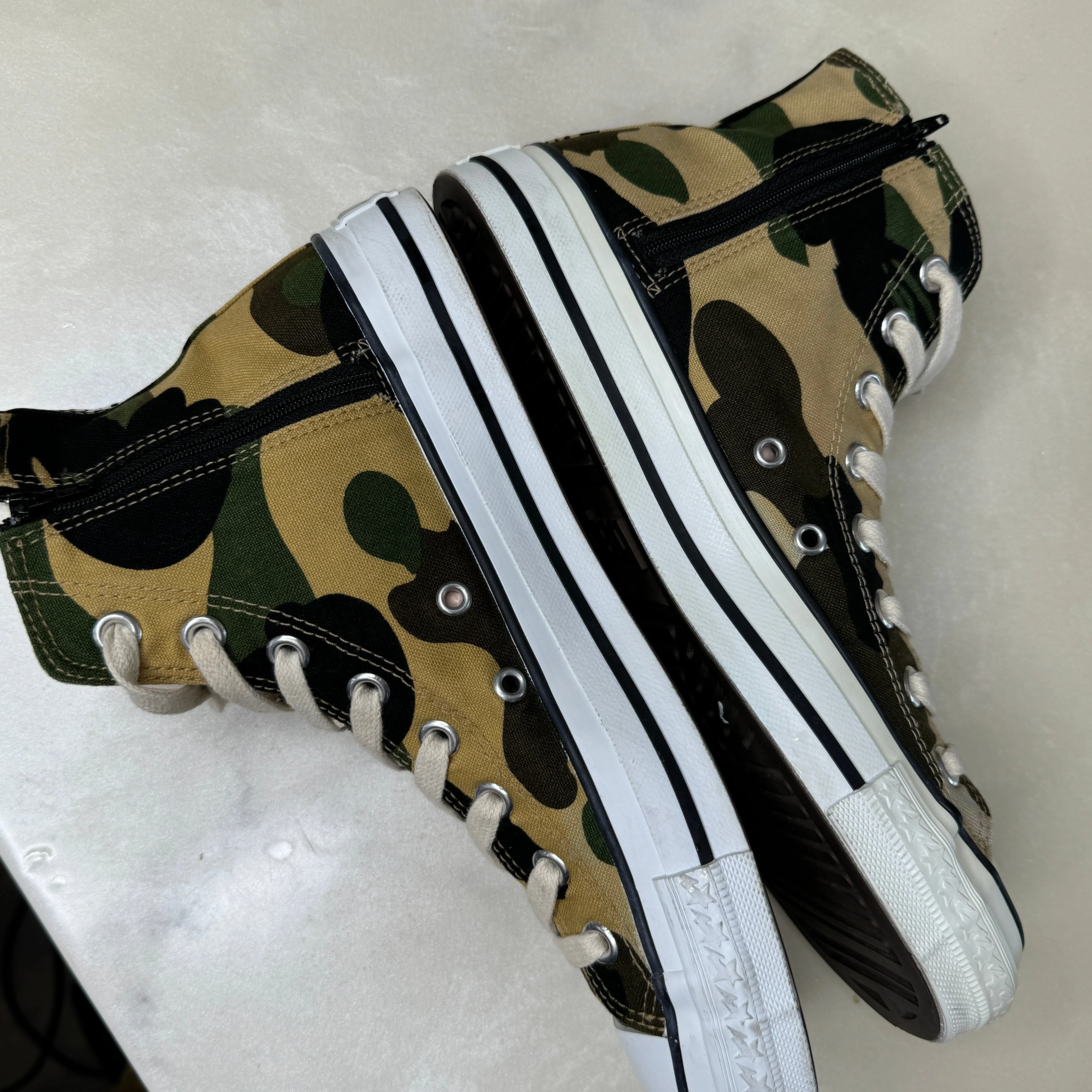 [8] Bape 1st Camo Ape Stas