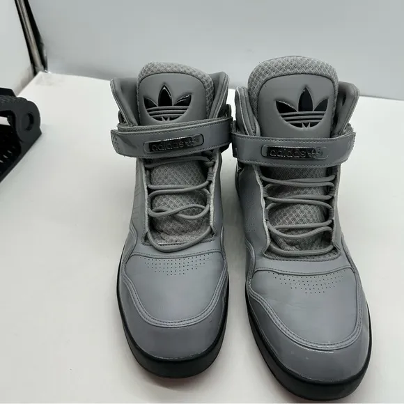 Adidas Adi Rise 2.0 Mens 14 Aluminum Basketball Shoes Sneakers Leather G56598