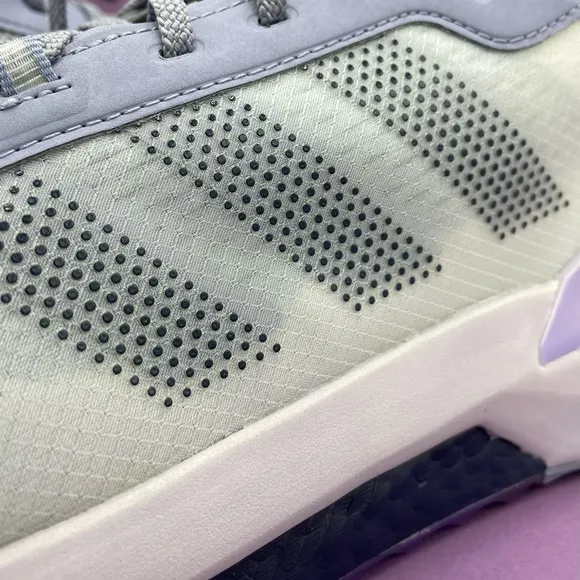Adidas Avryn