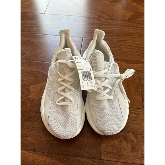 Adidas Boys/Mens Course A Pied Boost Bounce Running Shoes Sneakers White 4.5 NEW