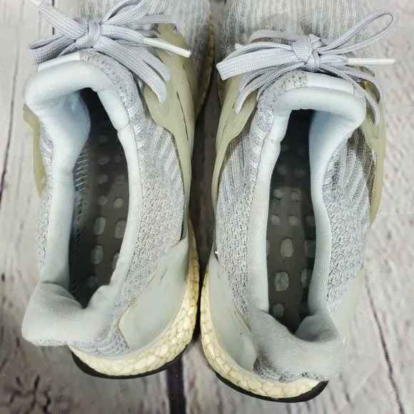 Adidas Men's Size 9 Grey Ultra Boost 3.0  Running Shoes