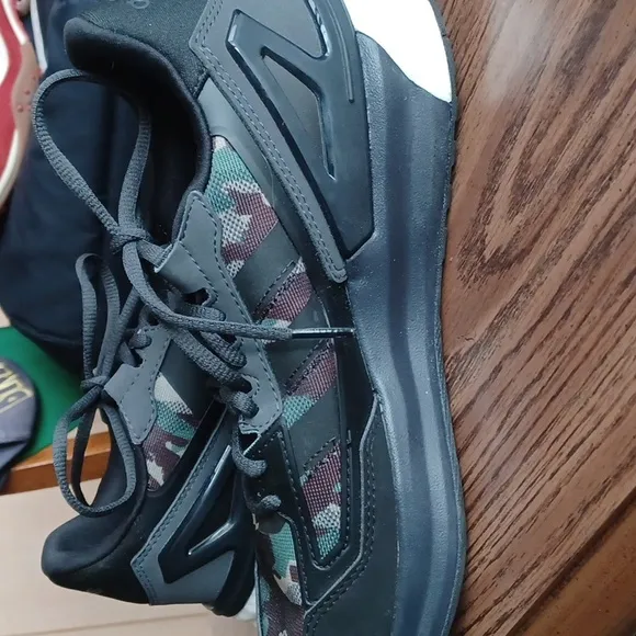 adidas Nebzed Super Boost Running Shoes Men's Size 9 Black/ Camo, w/o box