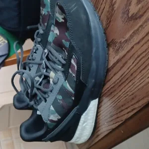 adidas Nebzed Super Boost Running Shoes Men's Size 9 Black/ Camo, w/o box
