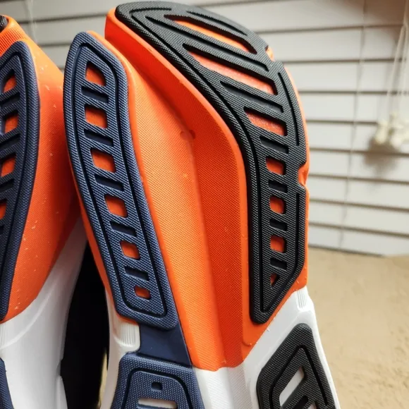 Adidas NWT Adistar 1 M running shoes in a 12.5.