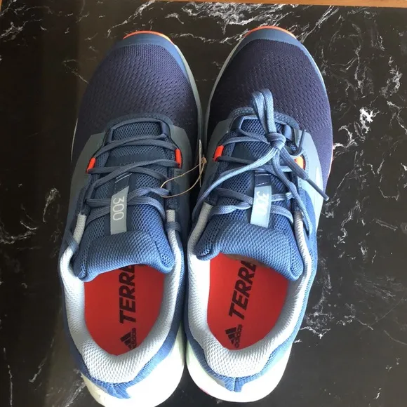 Adidas NWT TERREX Men's RUNNING SHOES-AGRAVIC FLOW 2 TRAIL- 11 M