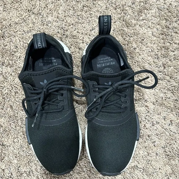 Adidas Originals Big Kids NMD_R1 REFINED SHOES Size 5