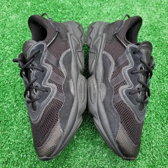 Adidas Ozweego - Men's Running Shoes - Size 7