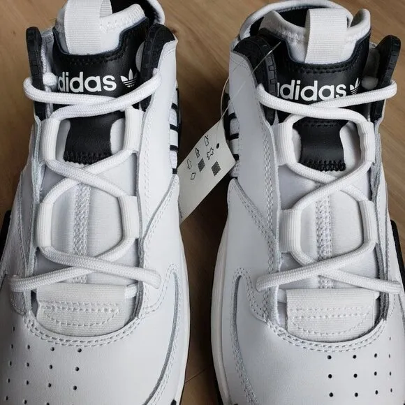 Adidas Streetball Basketball Shoes White &amp; Black Sneakers Mens Size 7.5 NEW