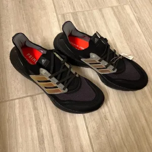 Adidas Ultraboost 21 Men’s Running Tennis Shoes