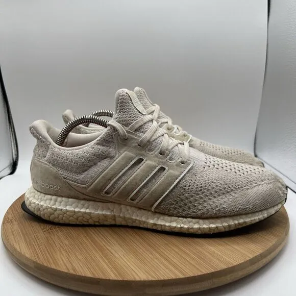Adidas Ultraboost 5.0 DNA Mens Size 9 White Running Shoes Sneakers FY9349
