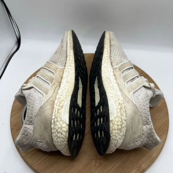 Adidas Ultraboost 5.0 DNA Mens Size 9 White Running Shoes Sneakers FY9349