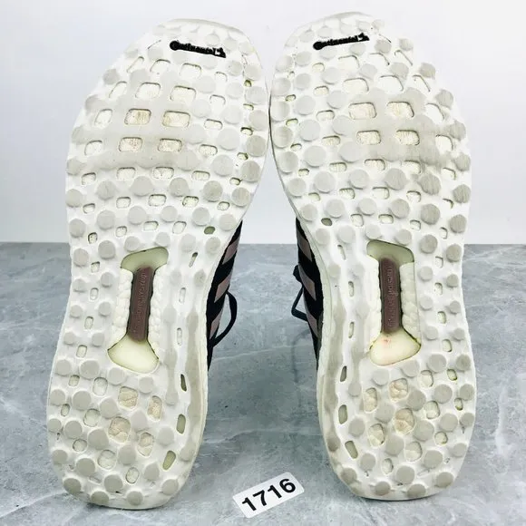 Adidas Ultraboost Ultra Boost Dna S&amp;L Womens‎ Size 9 Running Shoes Grey FW4907