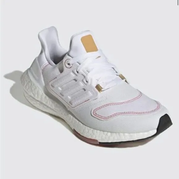 Adidas UltraBoost 22 White Wonder Red Running Shoes GX9147 Women’s