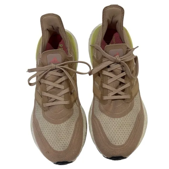 Adidas Women's Ultraboost 21 Running Ash Pearl/Halo Ivory Size-9.5 EUC