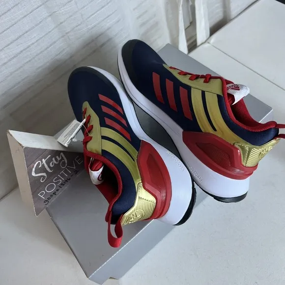Adidas X Avengers Captain Marvel Rapidarun Sneakers Shoes Size 4.5 Youth Junior