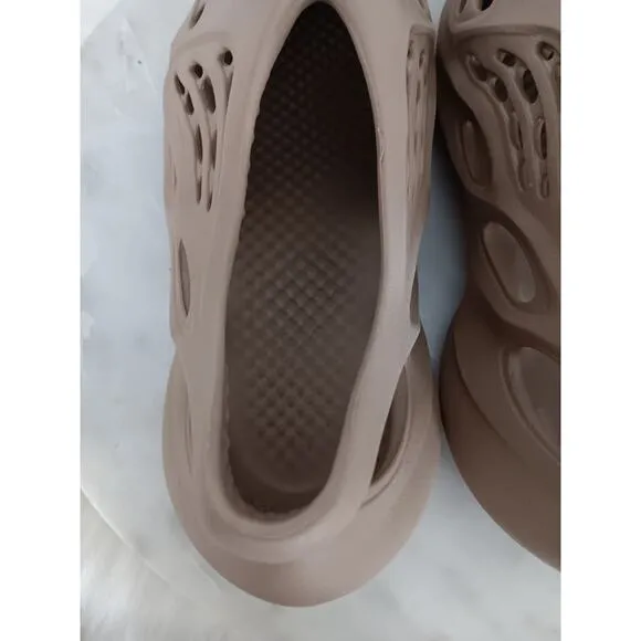 Adidas Yeezy Foam RNNR Men's Size 7 Ochre Comfort Shoes Sandals