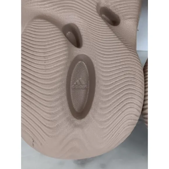 Adidas Yeezy Foam RNNR Men's Size 7 Ochre Comfort Shoes Sandals