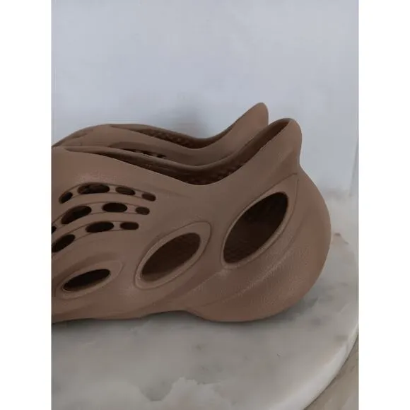 Adidas Yeezy Foam RNNR Men's Size 7 Ochre Comfort Shoes Sandals
