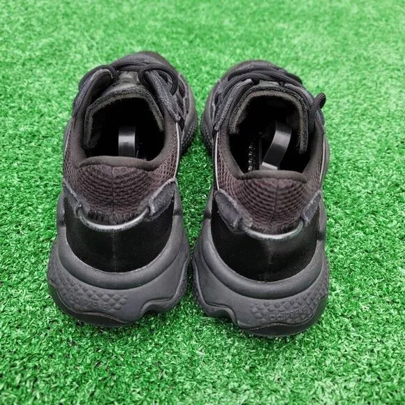Adidas Ozweego - Men's Running Shoes - Size 8