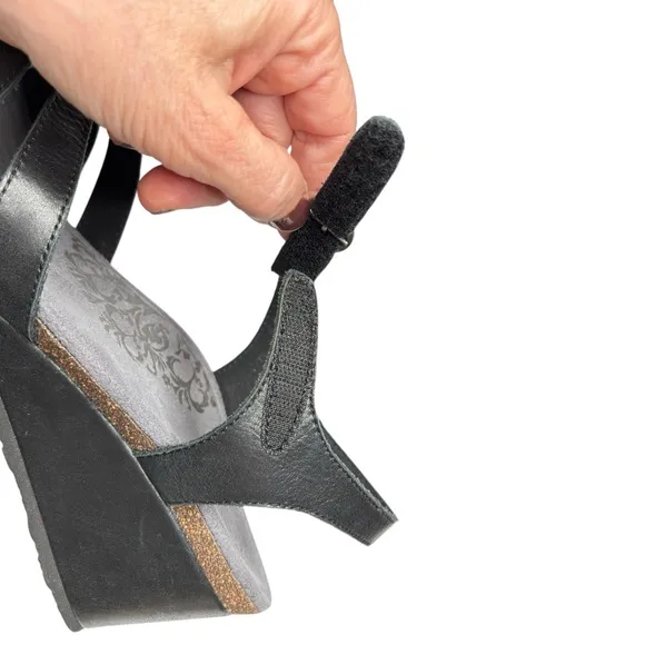 Aetrex Lindsay Closed Toe Wedge Sandal Black Leather Shoe Sz EU 42 US 10.5 / 11