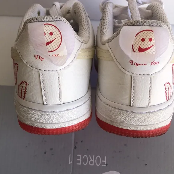 Air Force 1  Nike red rose girls or boys sneakers 1.5Y
