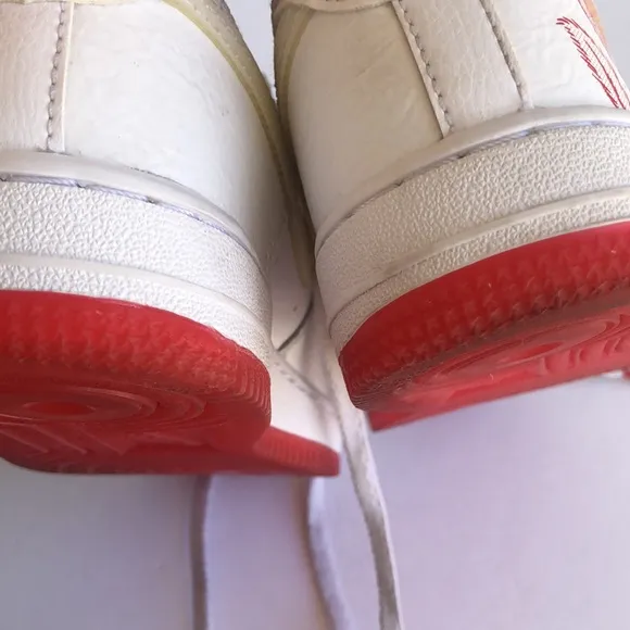 Air Force 1  Nike red rose girls or boys sneakers 1.5Y