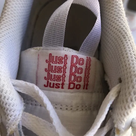 Air Force 1  Nike red rose girls or boys sneakers 1.5Y