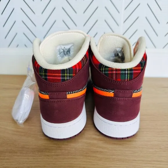 🤩Air Jordan 1 Mid SE (GS) Big Kids Shoes 6Y Night Maroon Black Plaid FD5460-608