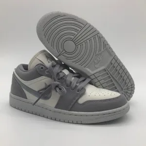 Air Jordan Wmns 1 Low SE Sneaker in Light Steel Grey- DV0426 012 NWOB