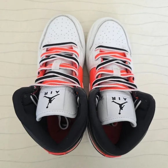 Air Jordan Youth 1 Mid SE White Infrared Black Shoes Sneakers FB4417-016 Size 5Y