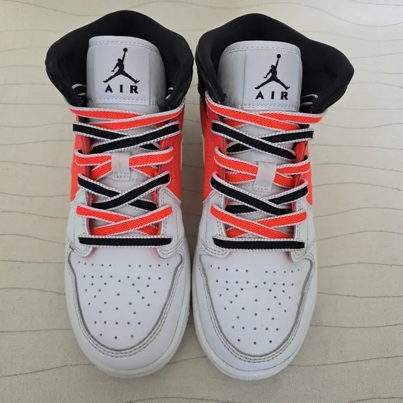 Air Jordan Youth 1 Mid SE White Infrared Black Shoes Sneakers FB4417-016 Size 5Y