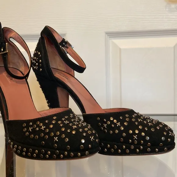 ALAÏA Studded heel