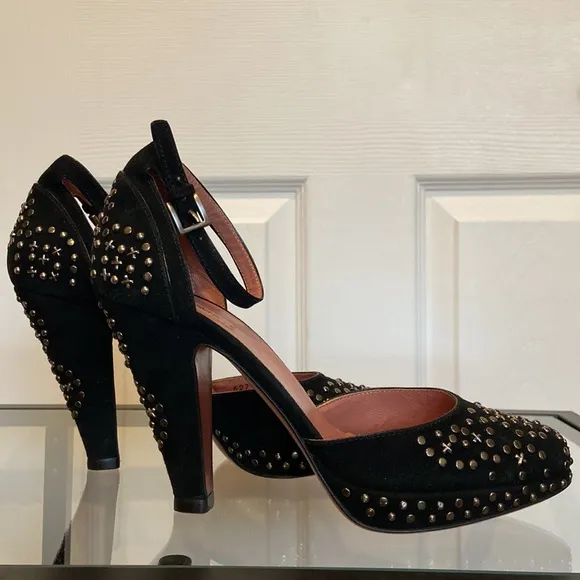 ALAÏA Studded heel