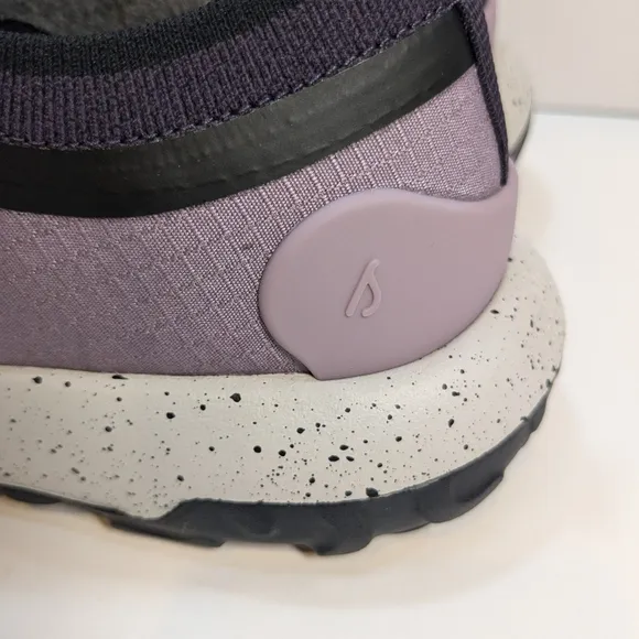 AllBirds Men's size 9.5 Trail Runners SWT Purple Running Shoes Brand New