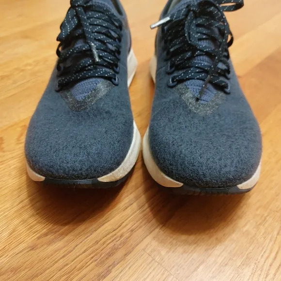 Allbirds Wool Flyer Mizzles Running Shoes Men's Size 9 Blizzard