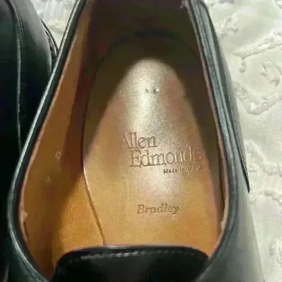 Allen Edmonds Bradley Round Toe Split Toe Black Men’s Dress Shoes Size 9 D