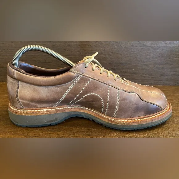 Allen Edmonds Men’s Voyager Oxford Brown Walking Shoes (6182) — Size 8.5