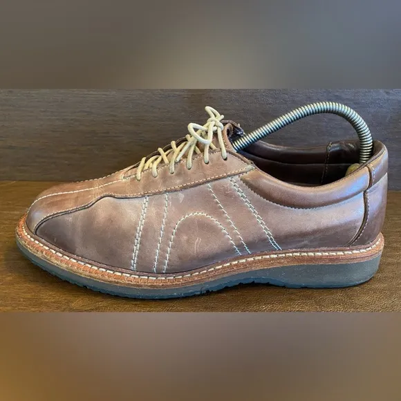 Allen Edmonds Men’s Voyager Oxford Brown Walking Shoes (6182) — Size 8.5