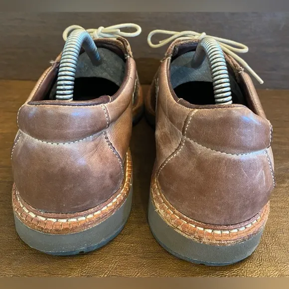 Allen Edmonds Men’s Voyager Oxford Brown Walking Shoes (6182) — Size 8.5