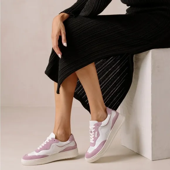 ALOHAS TB.87 Women's White &amp; Purple Rubber‎ Sole Low Top Anthropologie NWOT