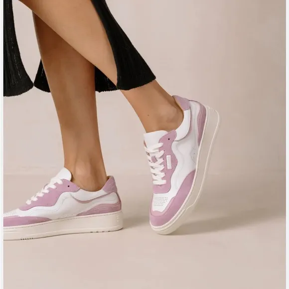 ALOHAS TB.87 Women's White &amp; Purple Rubber‎ Sole Low Top Anthropologie NWOT