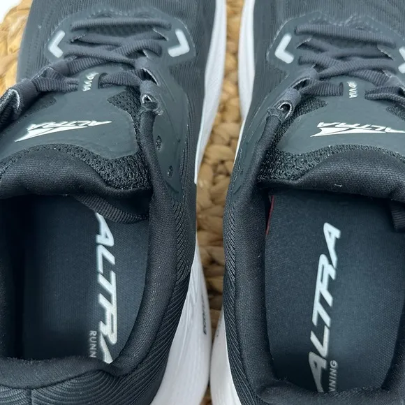 ALTRA FWD Via Running Shoes Black White Size 9 Men's