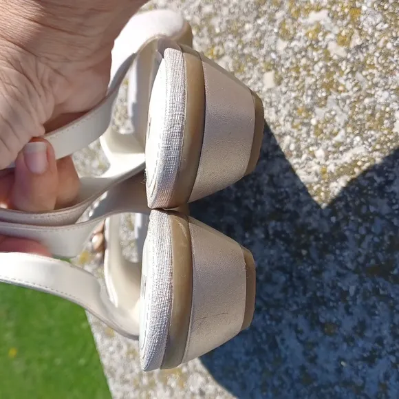 Anne Klein NWOT Gold Pink Silver Slingback Low Heel Peep Toe Shoes Size 10