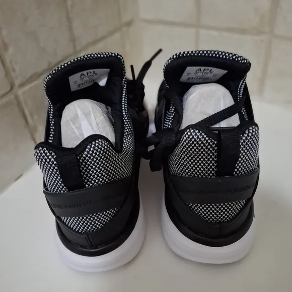 APL Running Shoes Ascend Black White Athletic Sneaker Size 7