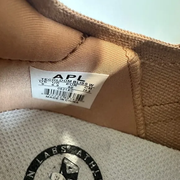 APL Techloom Bliss Slip On Athletic Sneakers Neutral Size 9