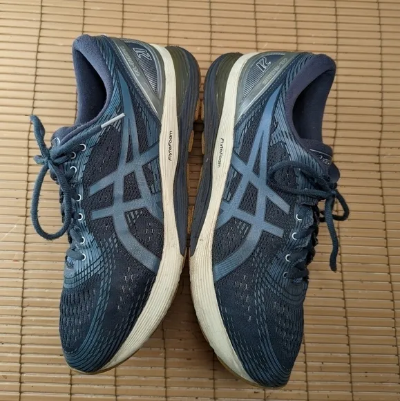 Asics Gel Nimbus 21 Men's Running Shoes 1011A646 Grey Green Aqua Size 12. A11pm