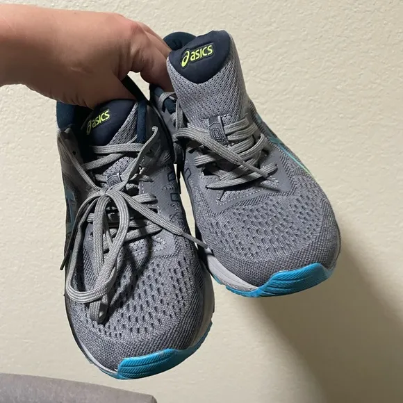 ASICS Gray Running Shoes with Blue and Green Accents