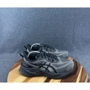 ASICS Novablast 3 LE Running Shoes Jogging Walking Black 1011B591 Mens 9.5